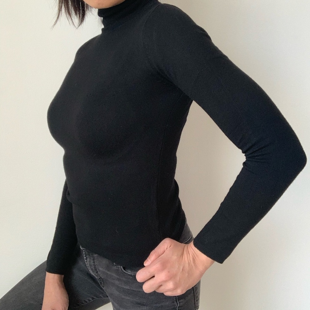 LYON SOFT HIGH NECK SLIM FIT TOP -  BLACK - Picture 7 of 10